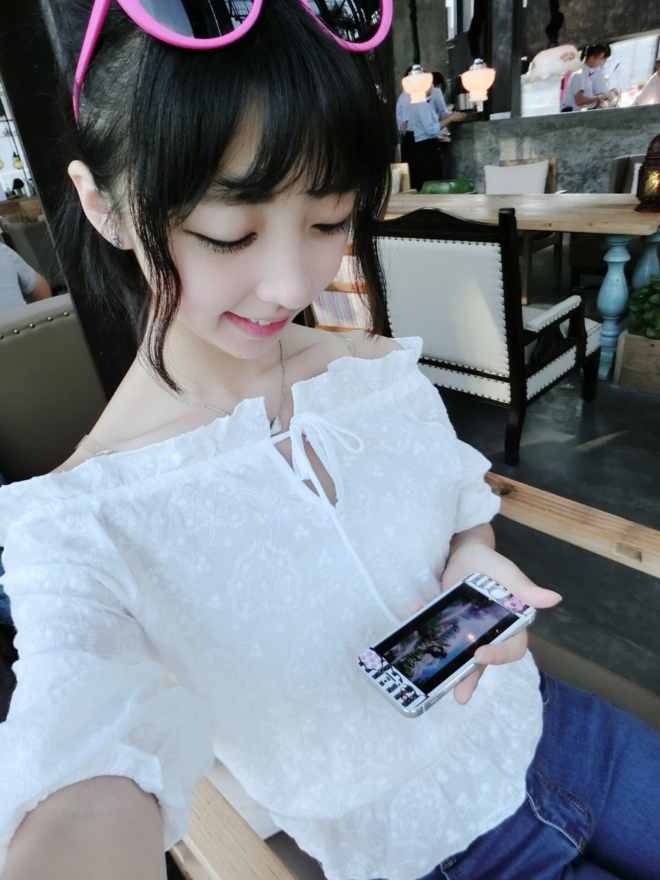 洞天游戏名:孟颖6786所在区服:器宇轩昂游戏名:宋羽轩6752所在区服:器